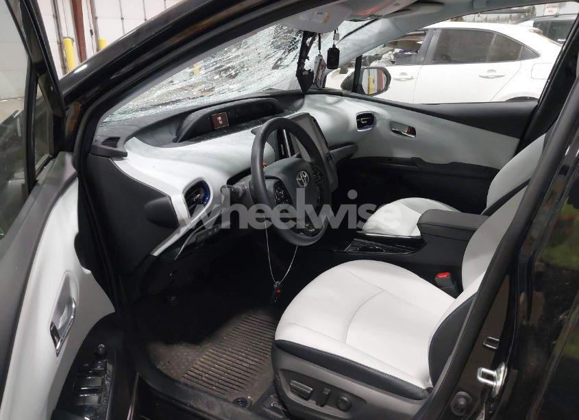 Photo 5 of 2022 Toyota Prius LIMITED (VIN JTDKAMFU2N3186072)