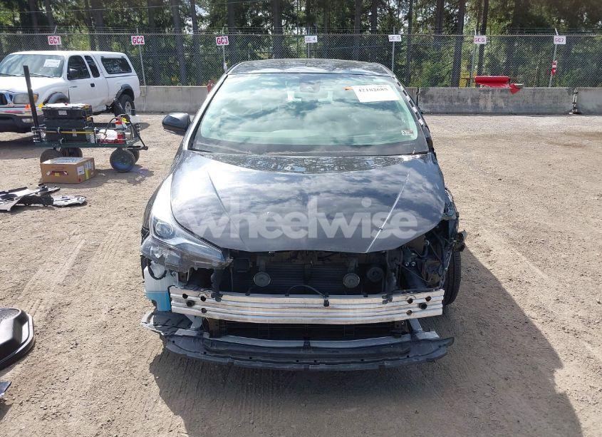 Photo 13 of 2021 Toyota Prius L ECO (VIN JTDKAMFU3M3140233)