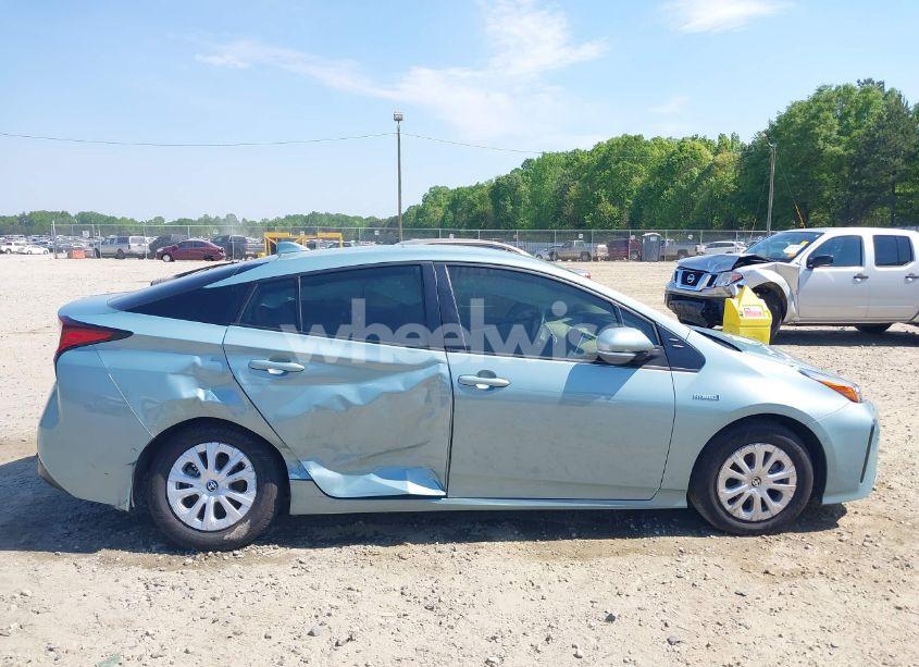 Photo 13 of 2022 Toyota Prius LE (VIN JTDKAMFU3N3173380)