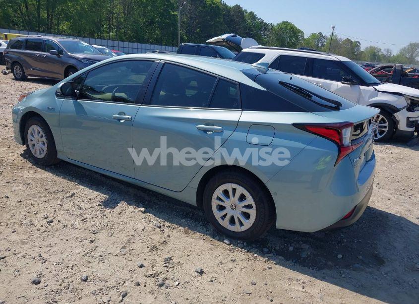 Photo 3 of 2022 Toyota Prius LE (VIN JTDKAMFU3N3173380)