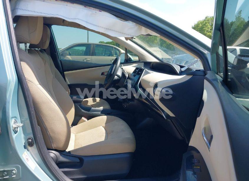 Photo 5 of 2022 Toyota Prius LE (VIN JTDKAMFU3N3173380)