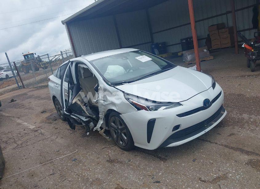 2021 Toyota Prius LIMITED (VIN JTDKAMFU4M3130441) main photo