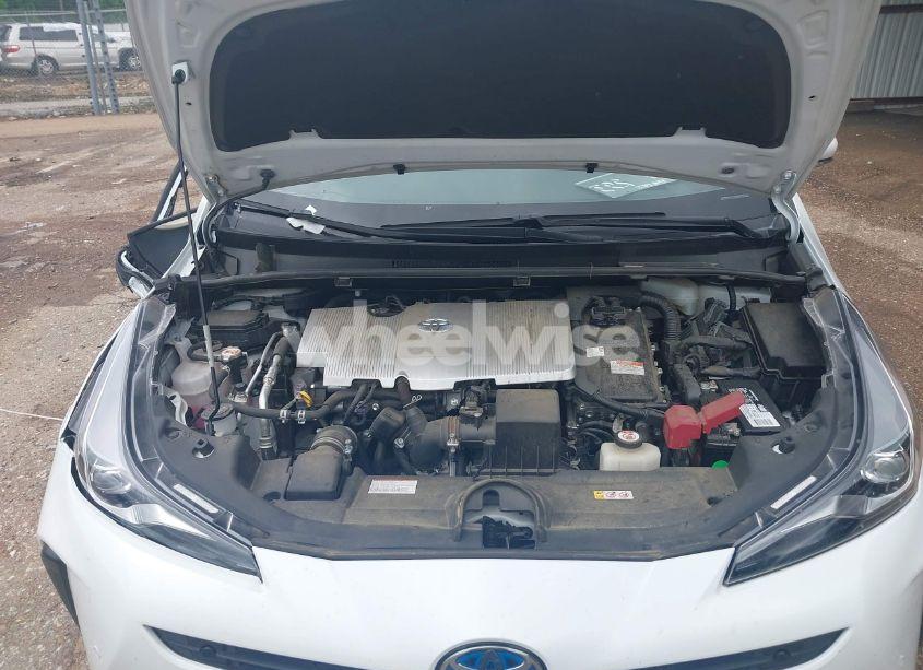 Photo 10 of 2021 Toyota Prius LIMITED (VIN JTDKAMFU4M3130441)