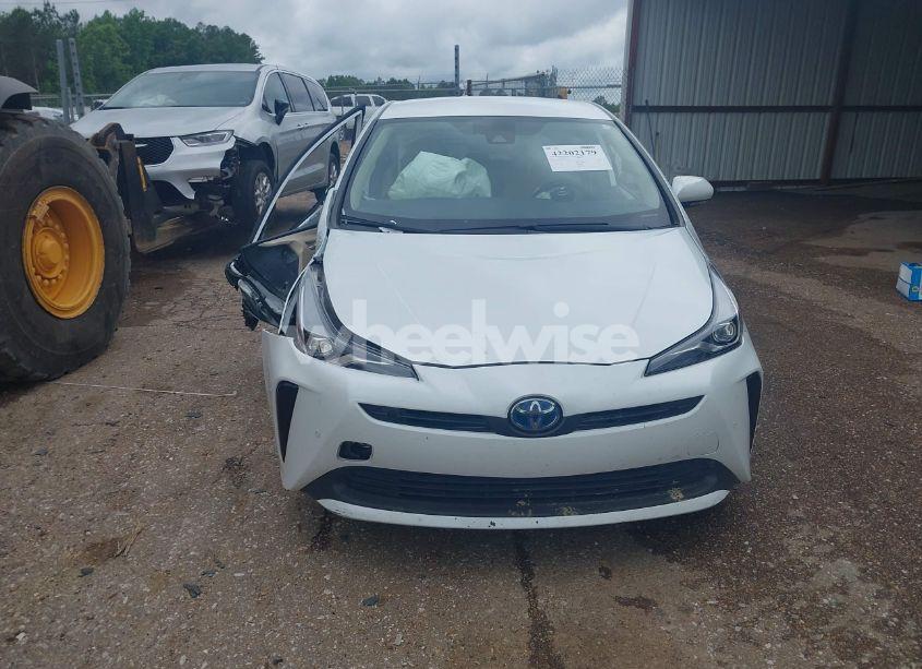 Photo 12 of 2021 Toyota Prius LIMITED (VIN JTDKAMFU4M3130441)