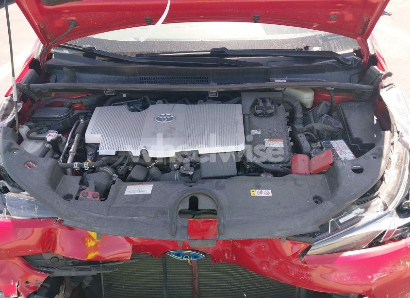 Photo 10 of 2021 Toyota Prius LE (VIN JTDKAMFU4M3145215)