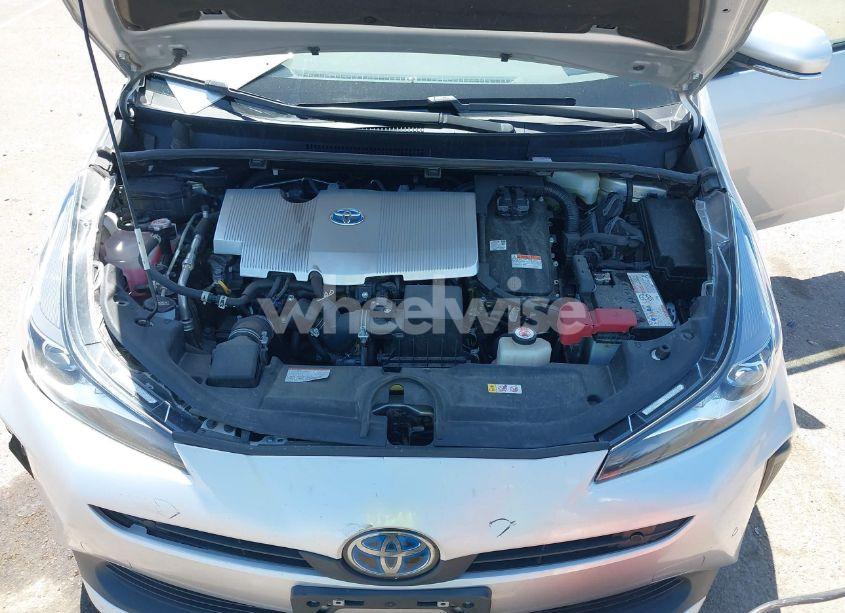 Photo 10 of 2021 Toyota Prius LE (VIN JTDKAMFU4M3148082)