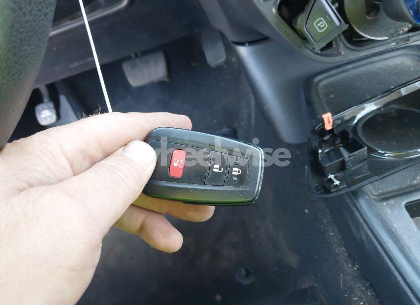 Photo 11 of 2021 Toyota Prius LE (VIN JTDKAMFU4M3148082)