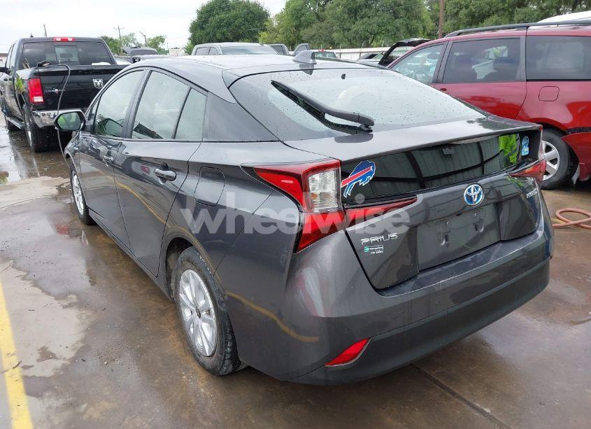 Photo 3 of 2022 Toyota Prius LE (VIN JTDKAMFU4N3183352)