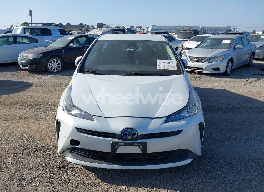 Photo 12 of 2021 Toyota Prius LE (VIN JTDKAMFU5M3142159)