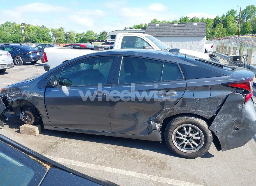 Photo 15 of 2022 Toyota Prius LE (VIN JTDKAMFU5N3188480)