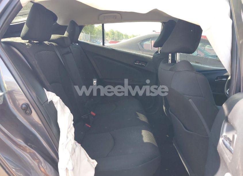 Photo 8 of 2022 Toyota Prius LE (VIN JTDKAMFU5N3188480)