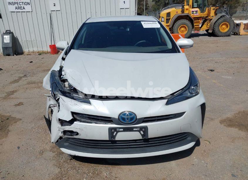 Photo 12 of 2021 Toyota Prius LE (VIN JTDKAMFU8M3133925)