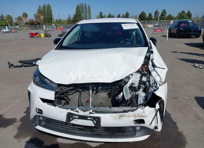 Photo 12 of 2022 Toyota Prius NIGHTSHADE EDITION (VIN JTDKAMFU9N3168698)