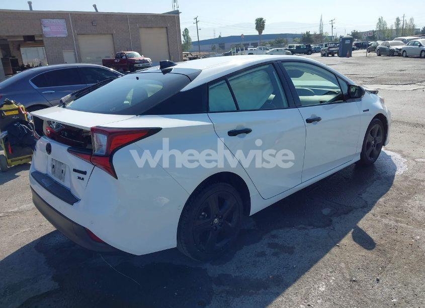 Photo 4 of 2022 Toyota Prius NIGHTSHADE EDITION (VIN JTDKAMFU9N3168698)