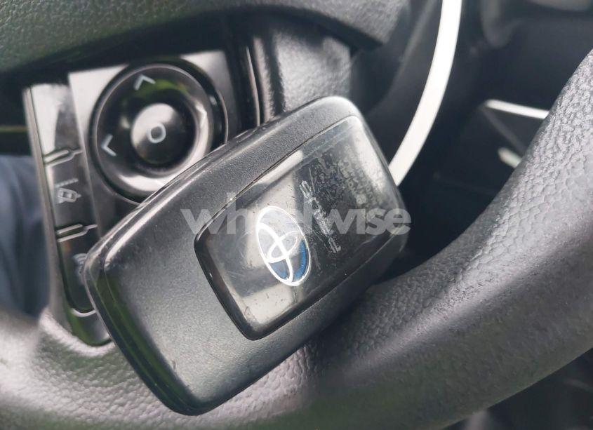 Photo 11 of 2022 Toyota Prius L (VIN JTDKAMFU9N3169401)