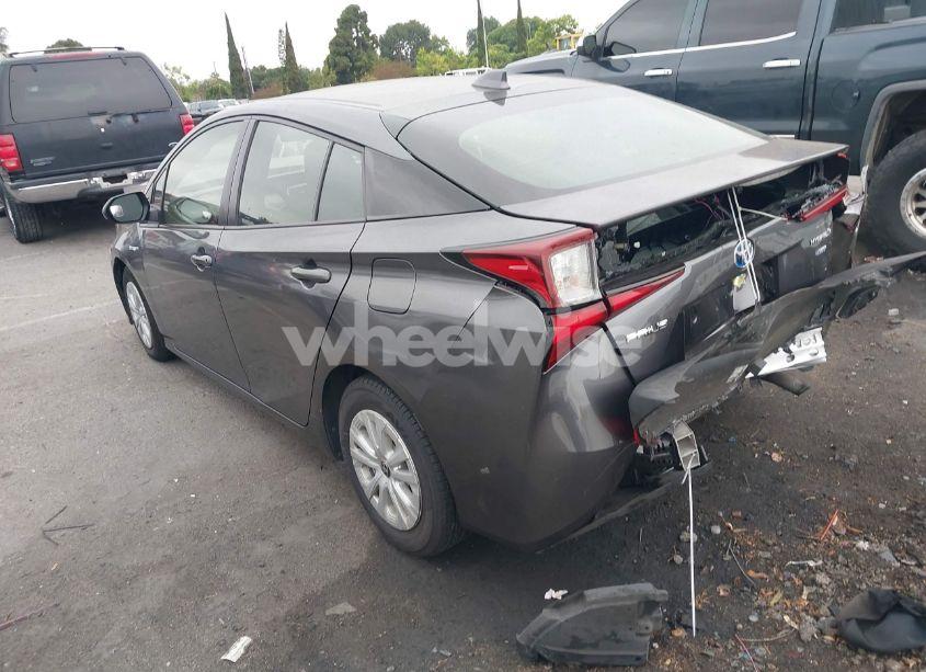 Photo 3 of 2022 Toyota Prius L (VIN JTDKAMFU9N3169401)