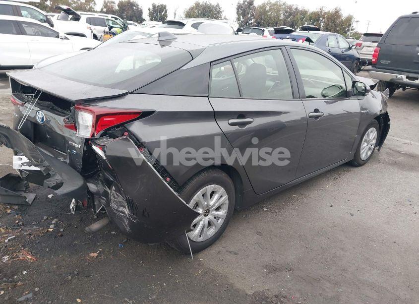 Photo 4 of 2022 Toyota Prius L (VIN JTDKAMFU9N3169401)
