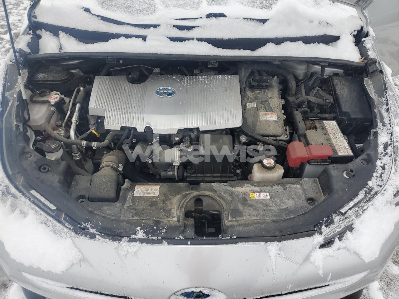 Photo 11 of 2021 TOYOTA PRIUS LE (VIN JTDKAMFUXM3130749)