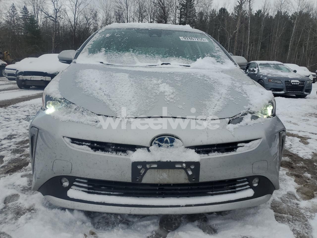 Photo 5 of 2021 TOYOTA PRIUS LE (VIN JTDKAMFUXM3130749)