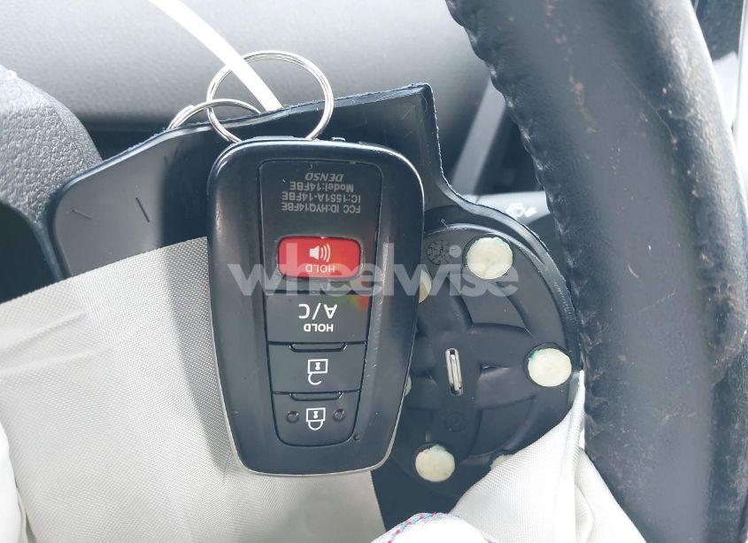 Photo 11 of 2017 Toyota Prius PRIME PREMIUM (VIN JTDKARFP0H3052737)