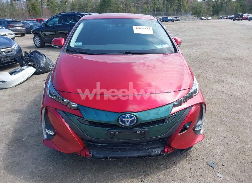 Photo 18 of 2018 Toyota Prius PRIME ADVANCED (VIN JTDKARFP0J3077479)