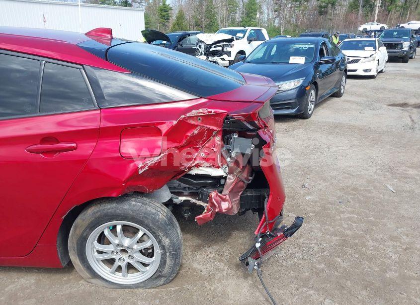 Photo 6 of 2018 Toyota Prius PRIME ADVANCED (VIN JTDKARFP0J3077479)