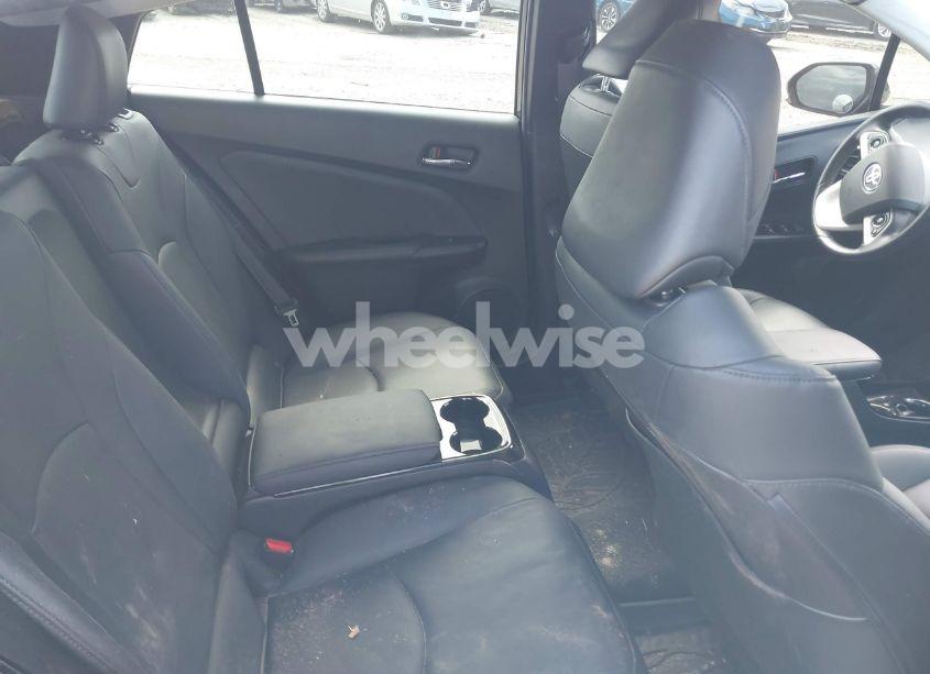 Photo 8 of 2018 Toyota Prius PRIME ADVANCED (VIN JTDKARFP0J3077479)