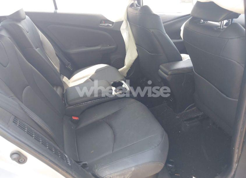 Photo 8 of 2017 Toyota Prius PRIME PREMIUM (VIN JTDKARFP2H3034594)