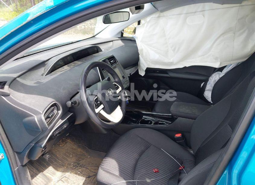 Photo 5 of 2017 Toyota Prius PRIME ADVANCED/PLUS/PREMIUM (VIN JTDKARFP3H3049069)