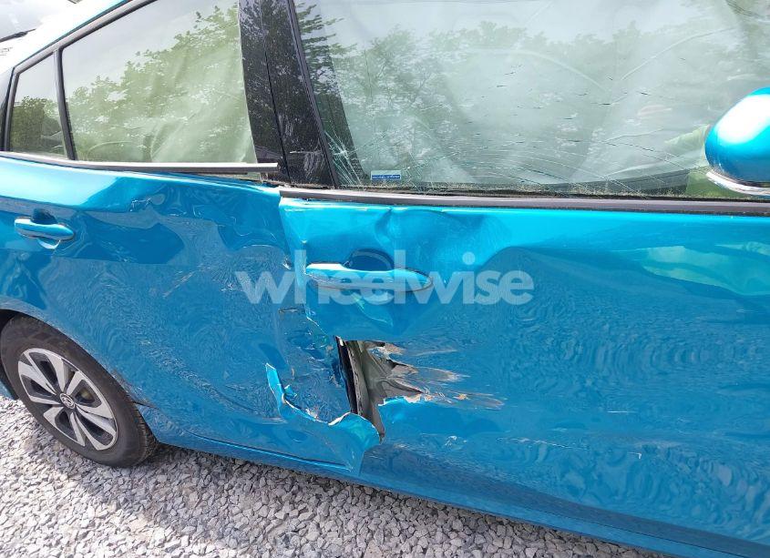 Photo 6 of 2017 Toyota Prius PRIME ADVANCED/PLUS/PREMIUM (VIN JTDKARFP3H3049069)