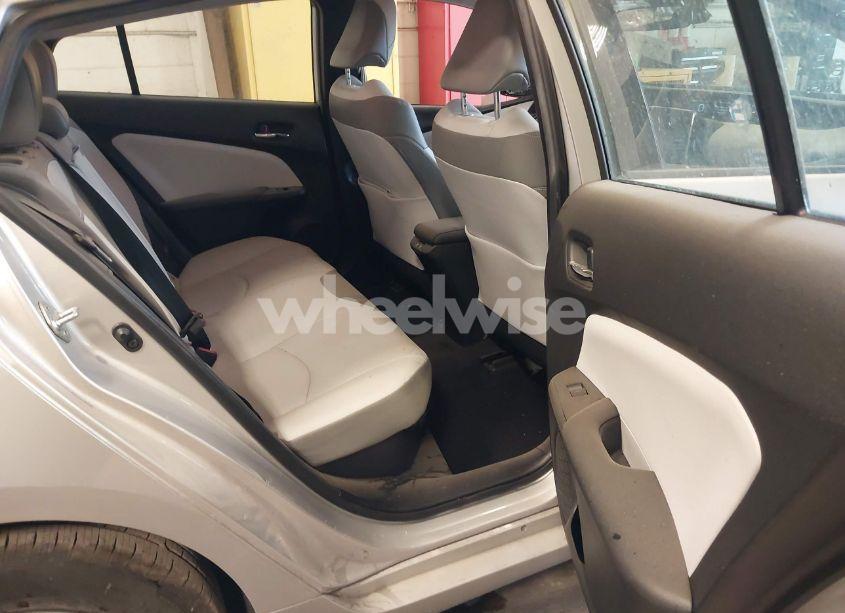 Photo 8 of 2020 Toyota Prius PRIME XLE (VIN JTDKARFP3L3150458)