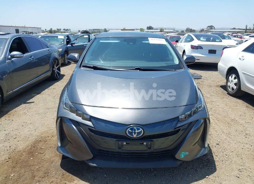 Photo 12 of 2017 Toyota Prius PRIME PREMIUM (VIN JTDKARFP4H3028294)