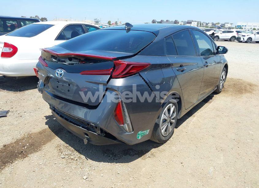 Photo 4 of 2017 Toyota Prius PRIME PREMIUM (VIN JTDKARFP4H3028294)
