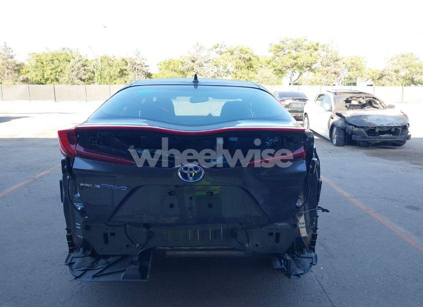 Photo 6 of 2017 Toyota Prius PRIME ADVANCED (VIN JTDKARFP4H3049310)