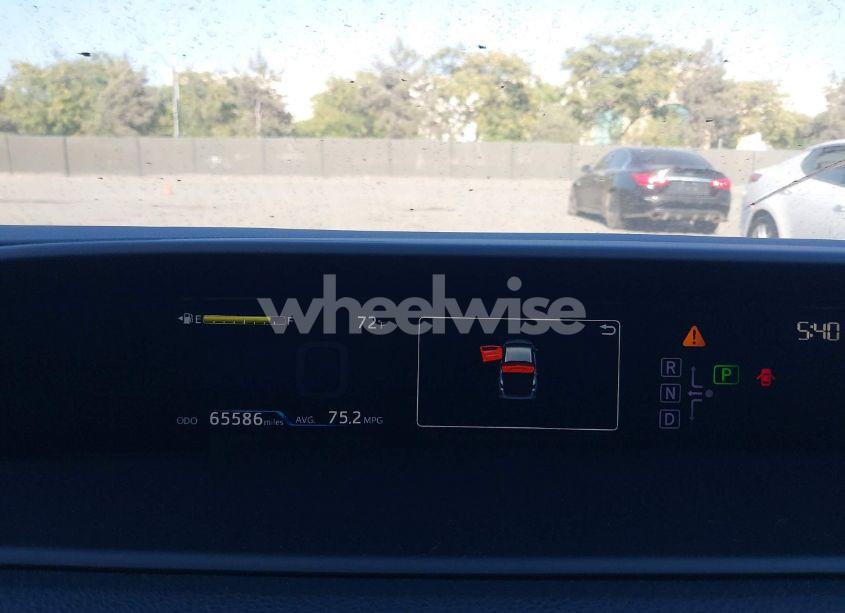 Photo 7 of 2017 Toyota Prius PRIME ADVANCED (VIN JTDKARFP4H3049310)