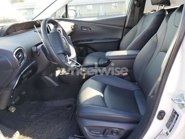 2018 TOYOTA PRIUS PRIME (VIN JTDKARFP5J3092205) main photo