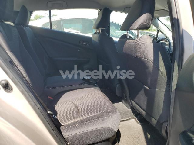 Photo 2 of 2019 TOYOTA PRIUS PRIME (VIN JTDKARFP5K3105035)