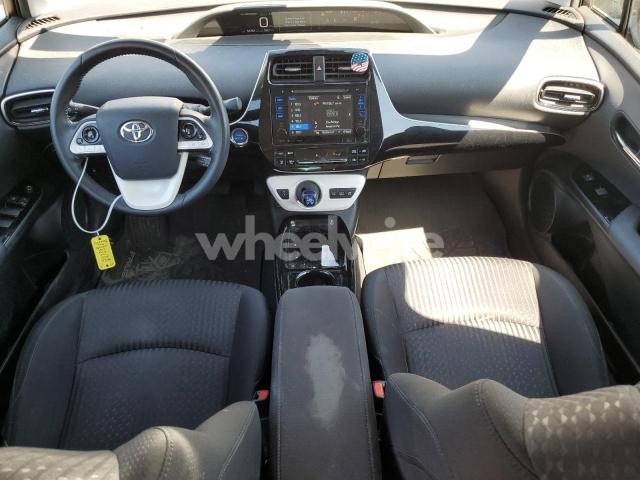 Photo 4 of 2019 TOYOTA PRIUS PRIME (VIN JTDKARFP5K3105035)