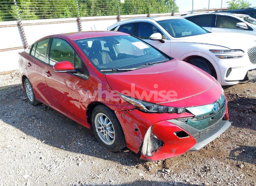 2019 Toyota Prius PRIME PLUS (VIN JTDKARFP5K3119341) main photo