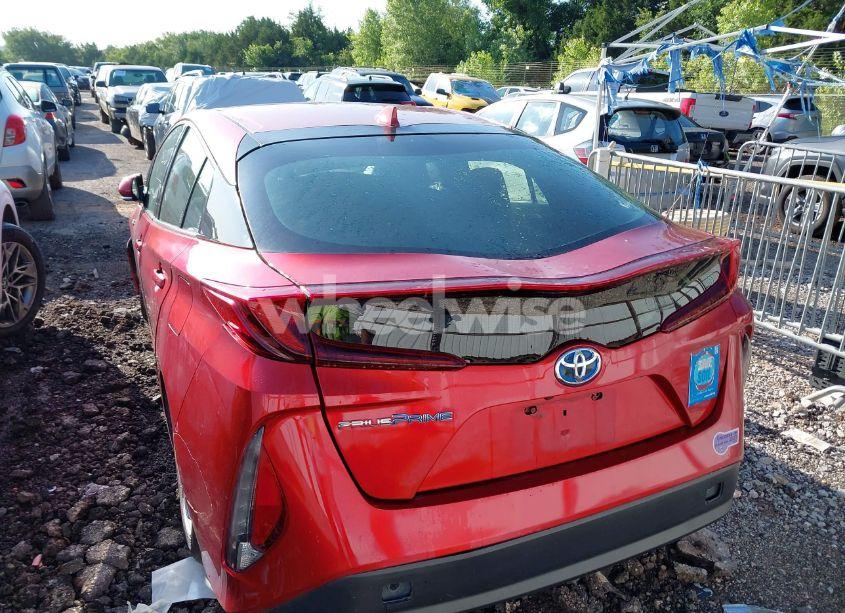 Photo 16 of 2019 Toyota Prius PRIME PLUS (VIN JTDKARFP5K3119341)