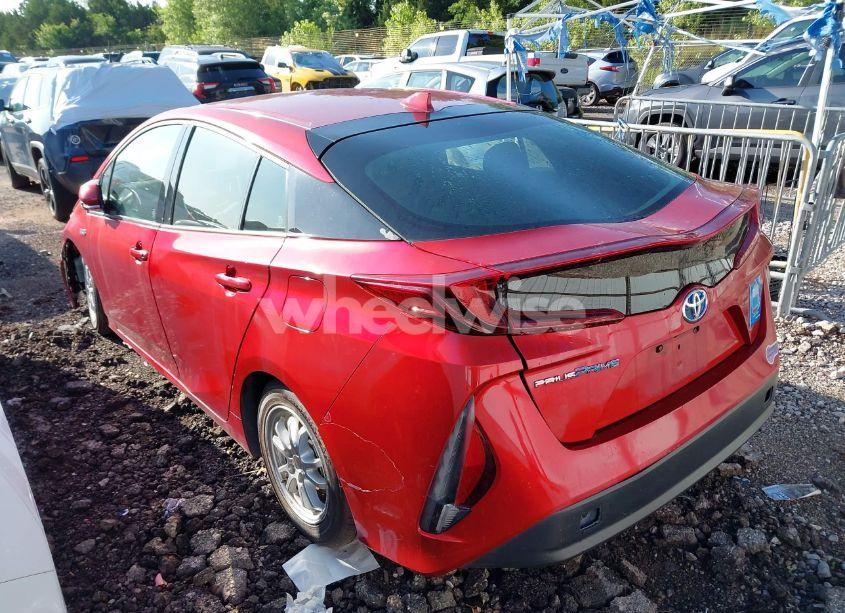 Photo 3 of 2019 Toyota Prius PRIME PLUS (VIN JTDKARFP5K3119341)