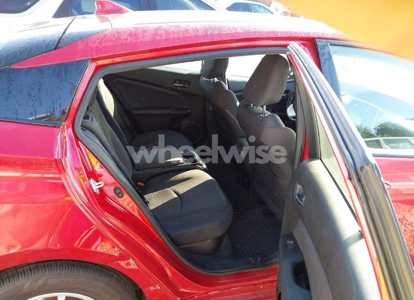 Photo 8 of 2019 Toyota Prius PRIME PLUS (VIN JTDKARFP5K3119341)