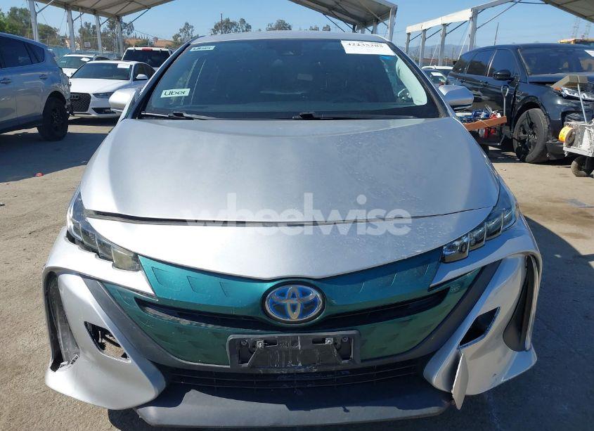 Photo 12 of 2017 Toyota Prius PRIME PREMIUM (VIN JTDKARFP6H3021962)