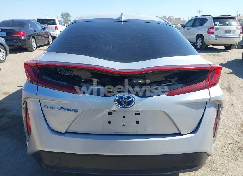 Photo 16 of 2017 Toyota Prius PRIME PREMIUM (VIN JTDKARFP6H3021962)