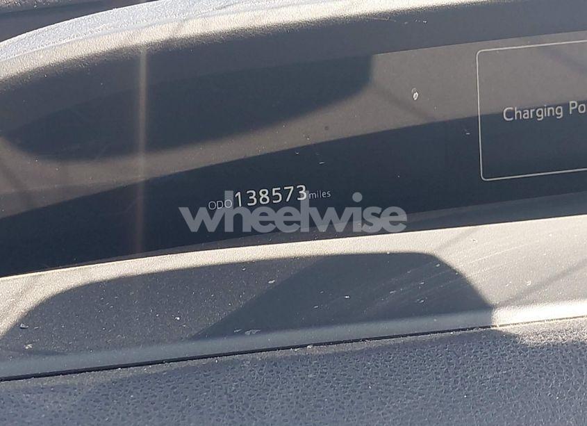 Photo 16 of 2017 Toyota Prius PRIME ADVANCED (VIN JTDKARFP7H3050290)