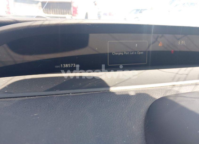 Photo 7 of 2017 Toyota Prius PRIME ADVANCED (VIN JTDKARFP7H3050290)