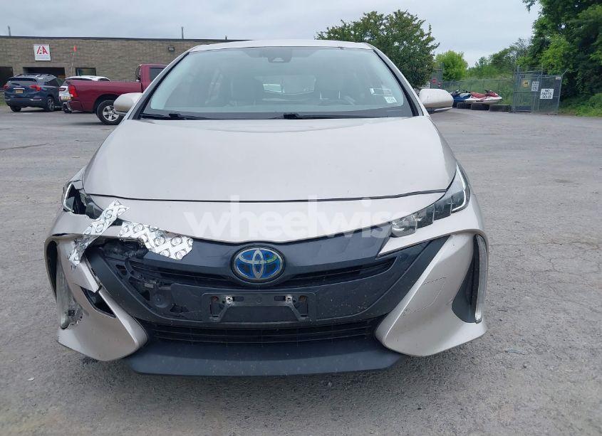 Photo 12 of 2017 Toyota Prius PRIME PLUS (VIN JTDKARFP8H3057054)