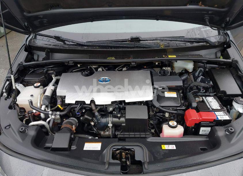 Photo 10 of 2018 Toyota Prius PRIME PREMIUM (VIN JTDKARFP8J3082428)