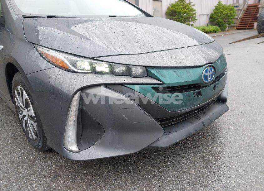 Photo 6 of 2018 Toyota Prius PRIME PREMIUM (VIN JTDKARFP8J3082428)