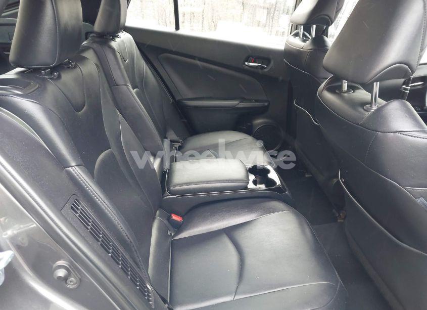 Photo 8 of 2018 Toyota Prius PRIME PREMIUM (VIN JTDKARFP8J3082428)